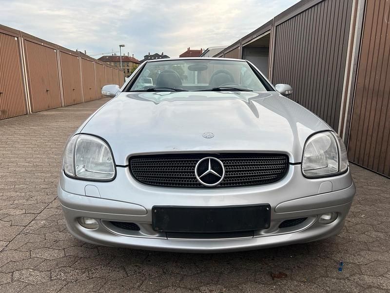 Silber Gebraucht 2000 Mercedes SLK320 Cabrio | 5.000 € (Superpreis) - Bild 1/4