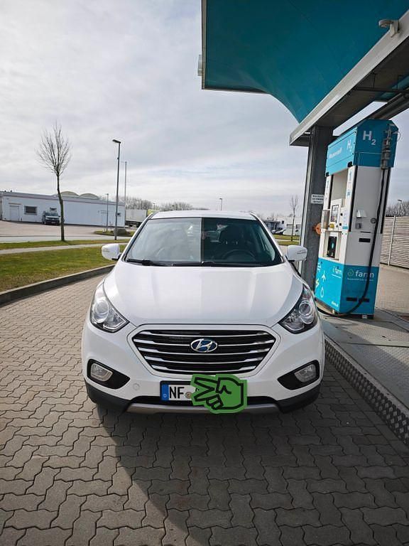 Gebraucht Hyundai ix35 136 PS (100 kW) 2016 Weiß SUV