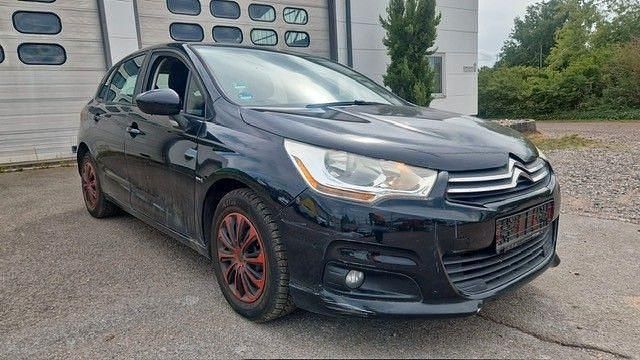 Schwarz Gebraucht 2013 Citroën C4 Attraction Limousine | 1.950 € (Superpreis) - Bild 1/4