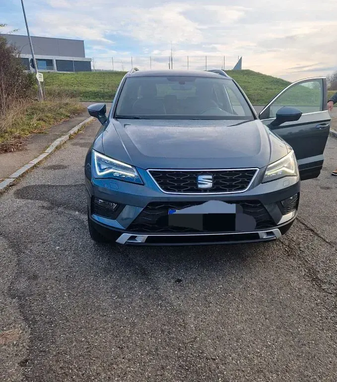 Gebraucht Seat Ateca 4Drive 150 PS (110 kW) 2017 Grau SUV