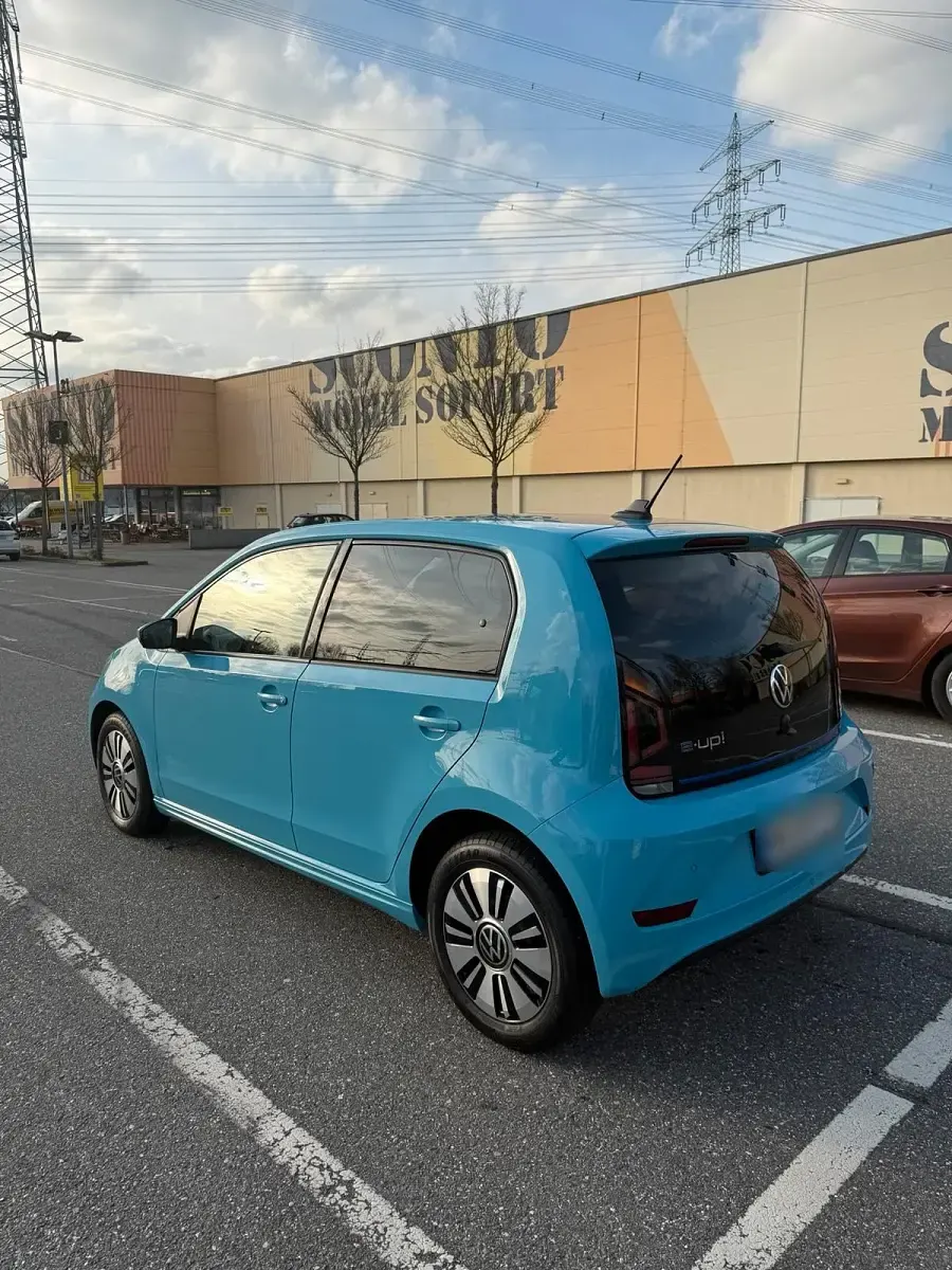 Gebraucht VW e-up! Style 61 kW (83 PS) 2021 Blau Kleinwagen