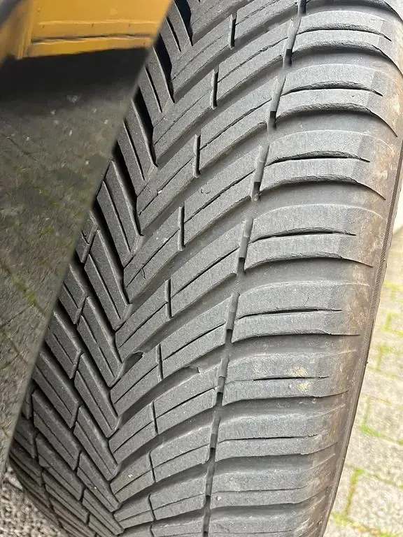 Gebraucht Mercedes ML320 224 PS (164 kW) 2009 Schwarz SUV