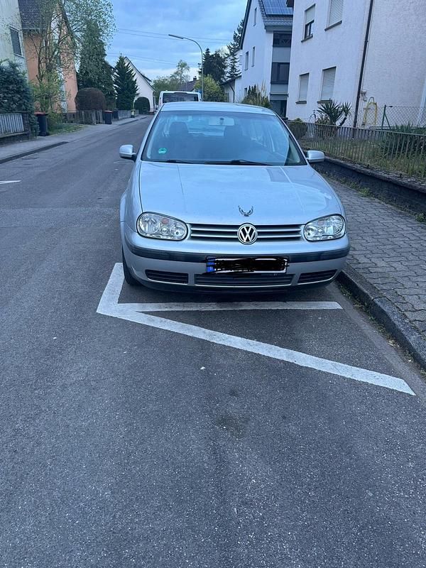 Gebraucht VW Golf 120 PS (88 kW) 2002 Silber Coupé