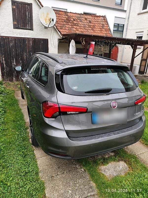 Gebraucht Fiat Tipo Easy 120 PS (88 kW) 2017 Andere farben Kombi