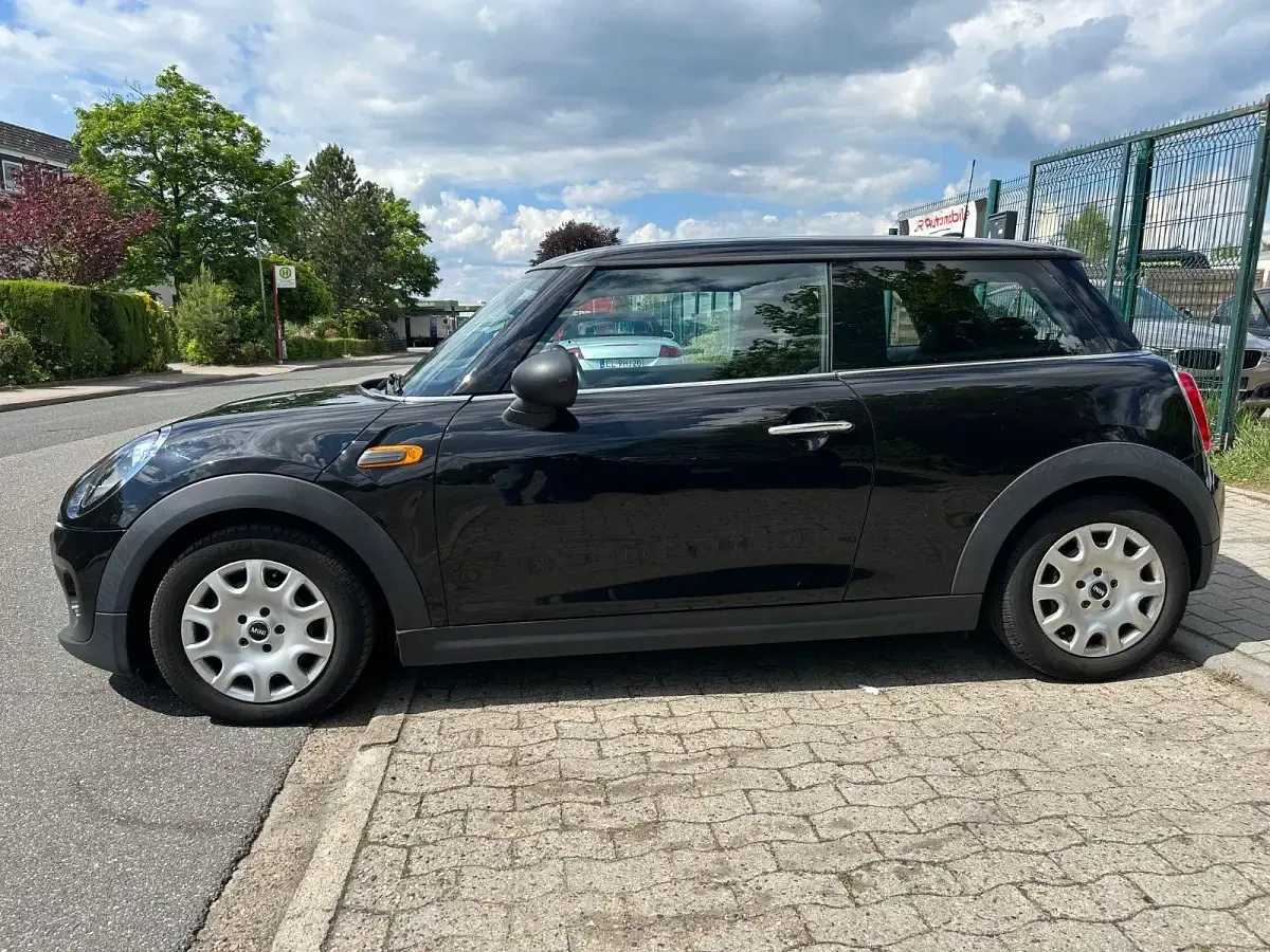 Gebraucht Mini ONE 102 PS (75 kW) 2016 Schwarz Kleinwagen