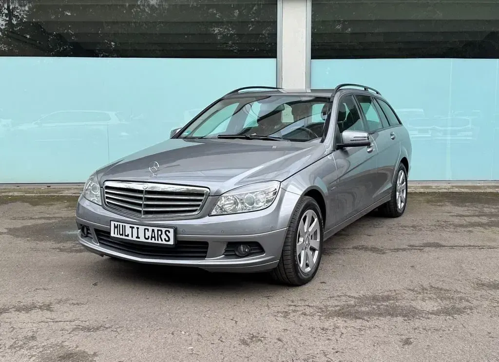 Gebraucht Mercedes C250 204 PS (150 kW) 2011 Silber Limousine