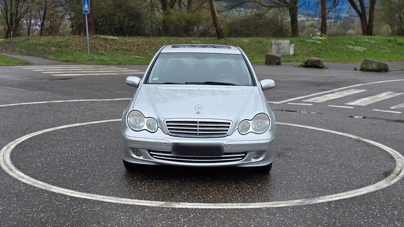 Gebraucht Mercedes C240 170 PS (125 kW) 2004 Silber Limousine