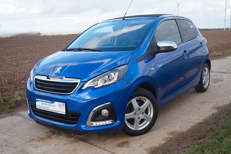 Blau Gebraucht 2021 Peugeot 108 Style Kleinwagen | 11.490 € (Etwas zu teuer) - Bild 1/4