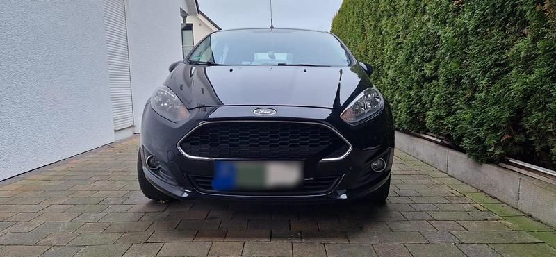 Gebraucht Ford Fiesta 100 PS (73 kW) 2017 Schwarz Kleinwagen