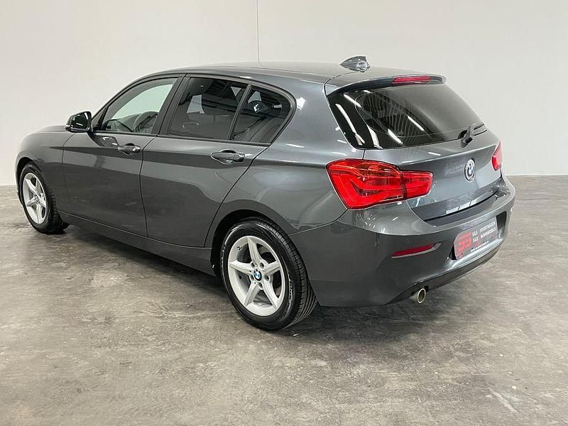 Gebraucht BMW 116 Advantage 116 PS (85 kW) 2016 Grau Kleinwagen