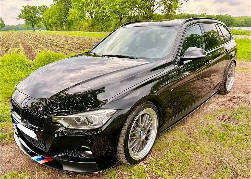 Używany BMW 320 M Performance 184 KM (135 kW) 2015 Czarny Kombi