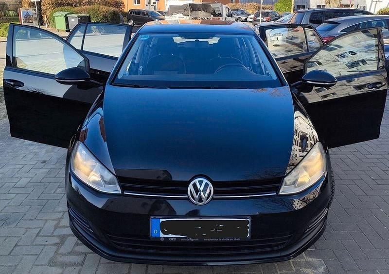 Gebraucht VW Golf VII Cup 103 PS (75 kW) 2014 Schwarz Limousine