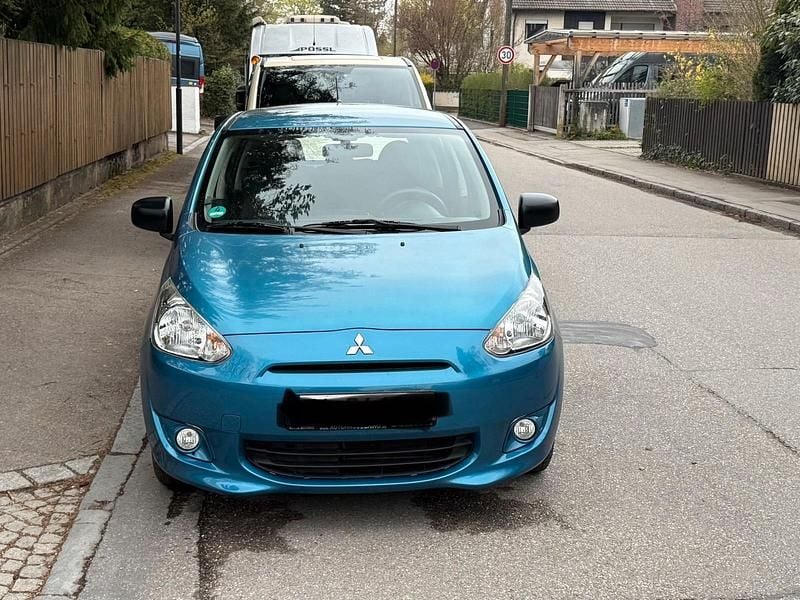 Gebraucht Mitsubishi Space Star 71 PS (52 kW) 2016 Blau Kleinwagen
