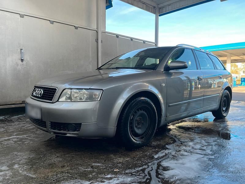 Second-hand Audi A4 116 CP (85 kW) 2004 Argintiu Break