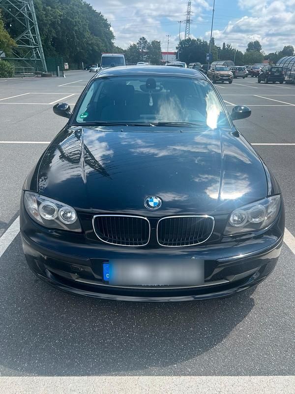 Schwarz Gebraucht 2008 BMW 116 Kleinwagen | 2.500 € - Bild 1/4