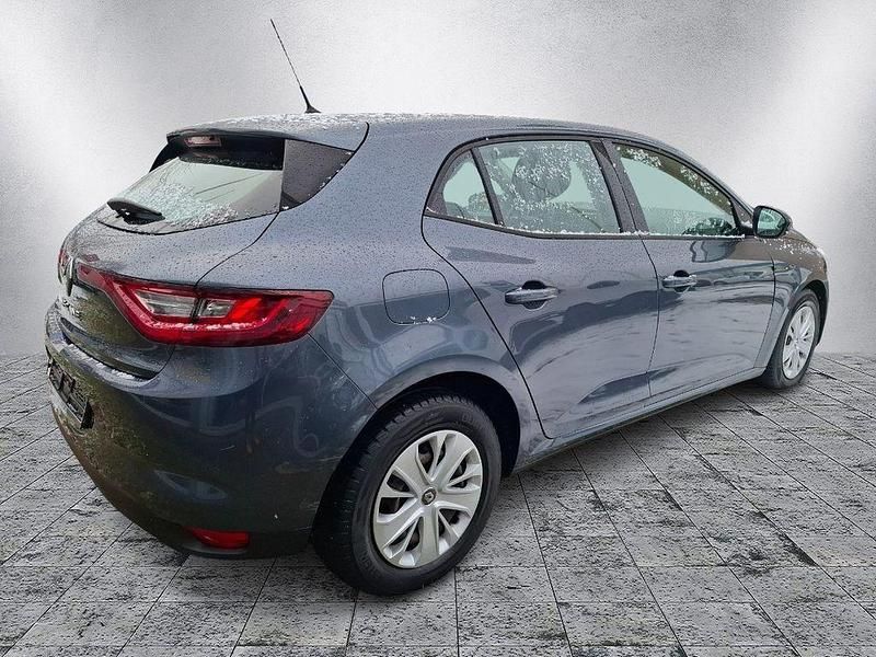 Gebraucht Renault Mégane IV Life 101 PS (74 kW) 2017 Grau Limousine