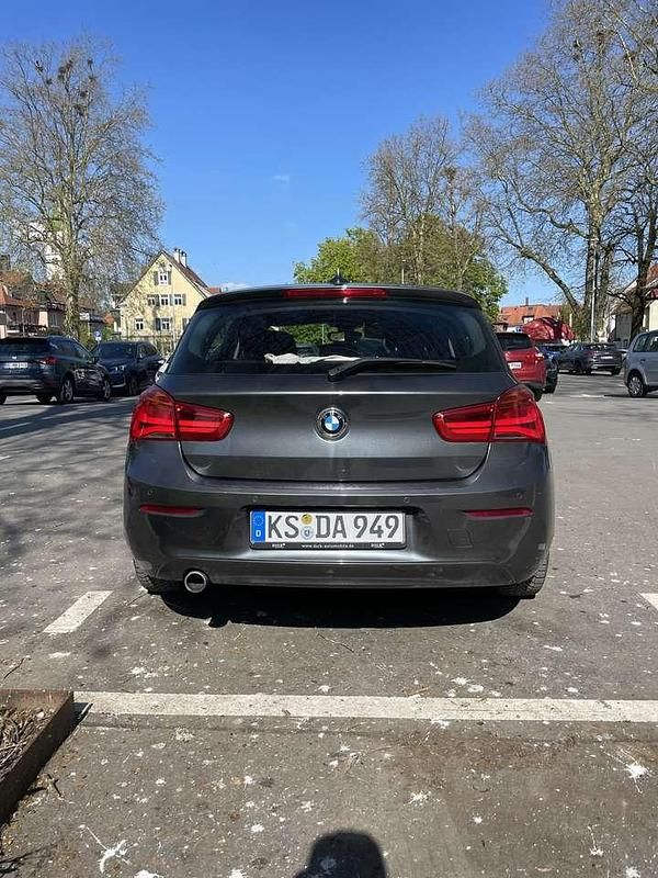 Gebraucht BMW 116 116 PS (85 kW) 2016 Grau Kleinwagen
