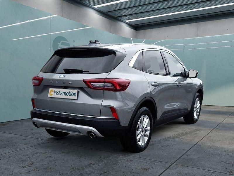 Neu Ford Kuga 150 PS (110 kW) 2025 Silber SUV