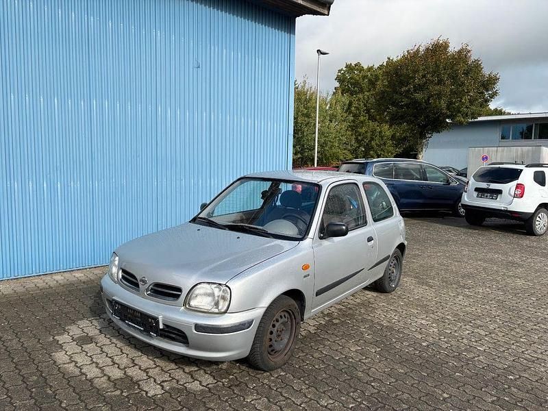 Silber Gebraucht 1999 Nissan Micra Comfort Kleinwagen | 890 € (Superpreis) - Bild 1/4