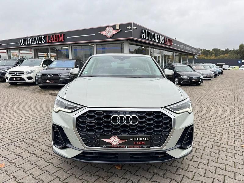 Gebraucht Audi Q3 Sportback S-Line 190 PS (139 kW) 2020 Silber SUV