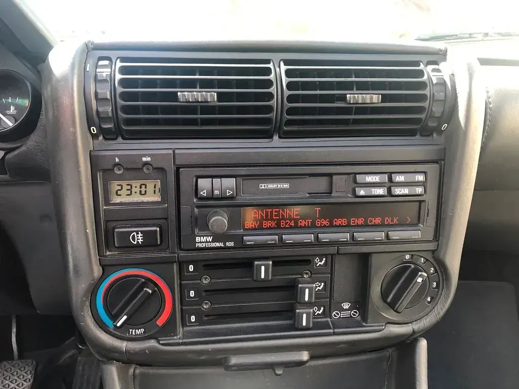 Gebraucht BMW Z1 170 PS (125 kW) 1991 Rot Cabrio