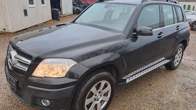 Schwarz Gebraucht 2009 Mercedes GLK320 SUV | 5.900 € - Bild 1/4