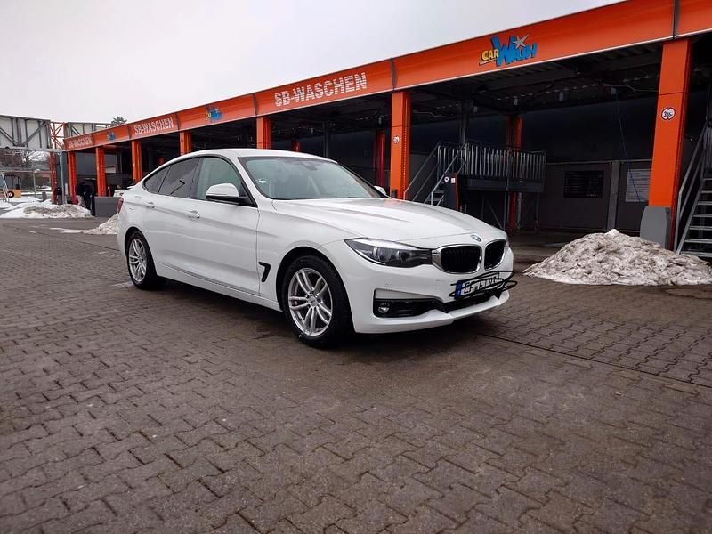 Gebraucht BMW 320 Gran Turismo 184 PS (135 kW) 2020 Weiß Limousine