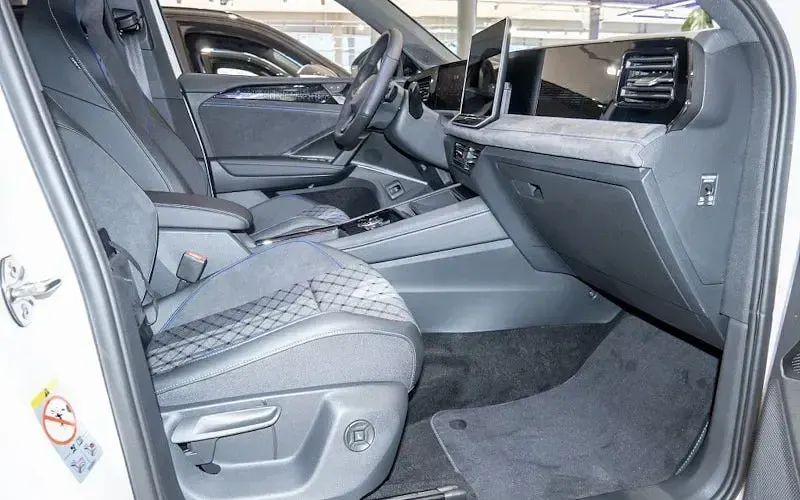 Neu VW Tiguan R-line 204 PS (150 kW) 2026 Weiß SUV
