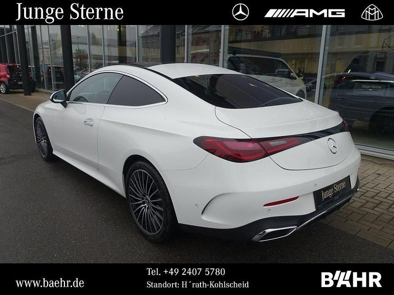 Gebraucht Mercedes 180 AMG 170 PS (125 kW) 2025 Unilack polarweiß Limousine