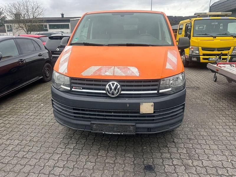 Orange Gebraucht 2017 VW T6 Van | 11.990 € (Guter Preis) - Bild 1/4