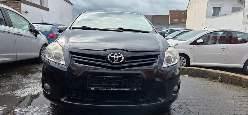 Gebraucht Toyota Auris Basis 101 PS (74 kW) 2010 Schwarz Limousine