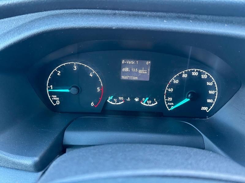 Gebraucht Ford Transit Custom 105 PS (77 kW) 2019 Weiß Van / Kleinbus