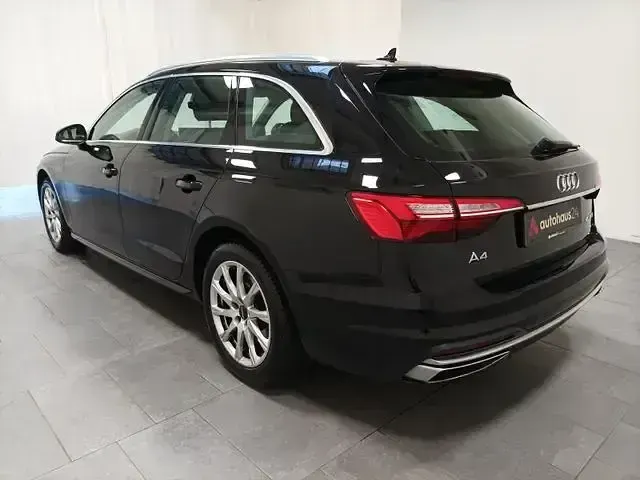 Gebraucht Audi A4 Advanced Plus 204 PS (150 kW) 2022 Schwarz Kombi