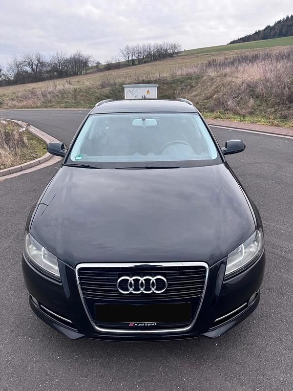 Gebraucht Audi A3 125 PS (91 kW) 2011 Schwarz Kleinwagen