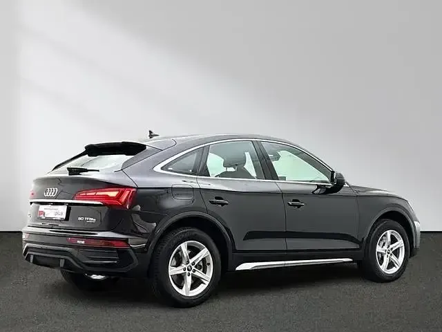 Gebraucht Audi Q5 Sportback Advanced 299 PS (219 kW) 2023 Mythosschwarz metallic SUV