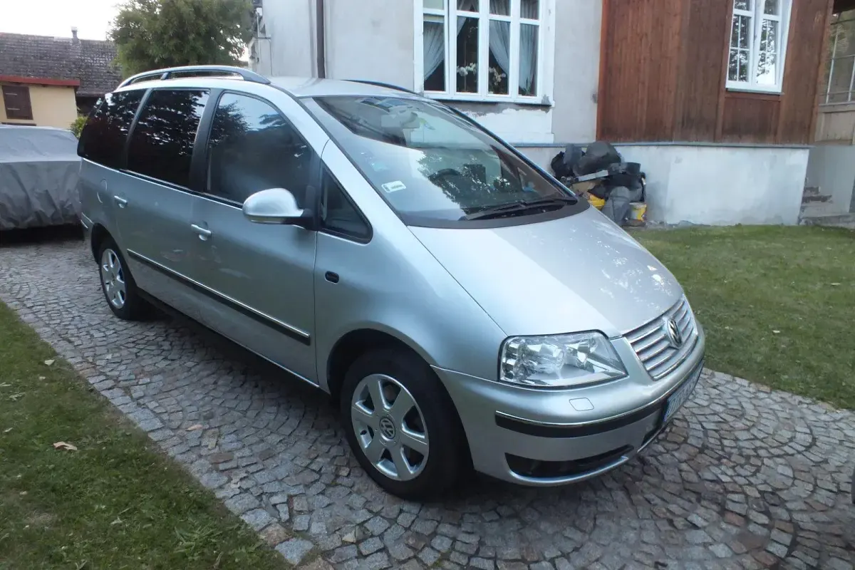 Gebraucht VW Sharan Highline 116 PS (85 kW) 2005 Silber Van / Kleinbus