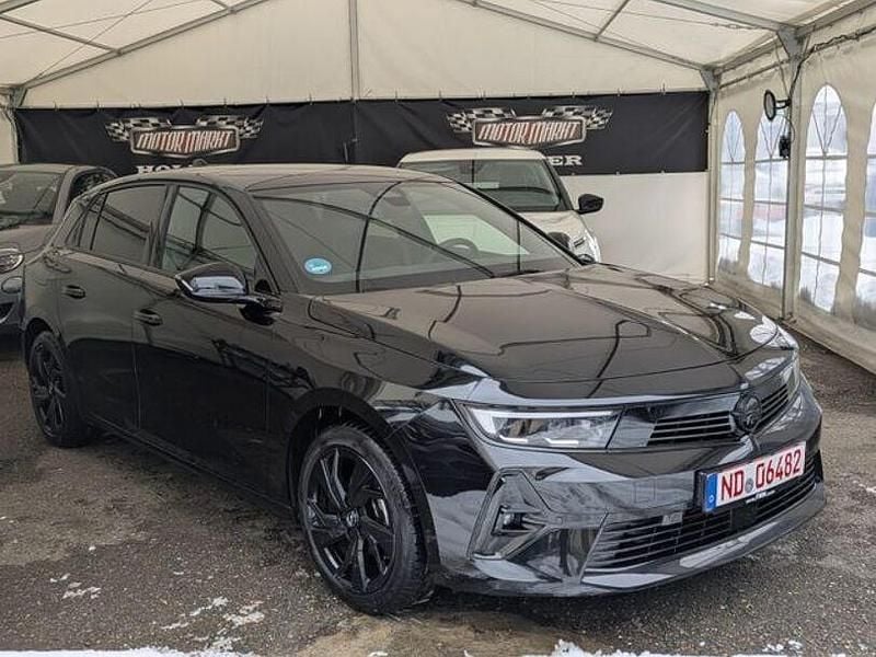 Schwarz Gebraucht 2024 Opel Astra Limousine | 18.700 € (Superpreis) - Bild 1/4