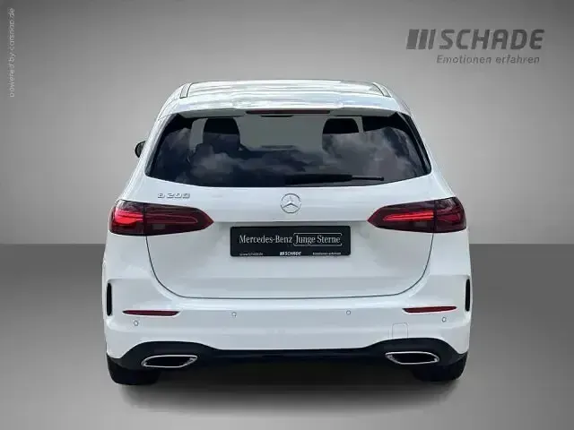 Gebraucht Mercedes B200 AMG line 163 PS (119 kW) 2025 Unilack polarweiß Kleinwagen