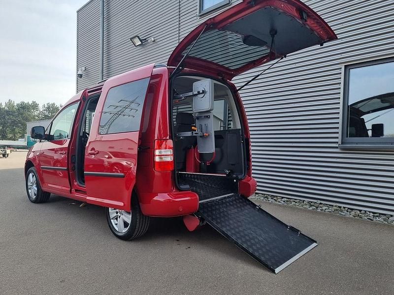Gebraucht VW Caddy 140 PS (102 kW) 2012 Rot Van / Kleinbus