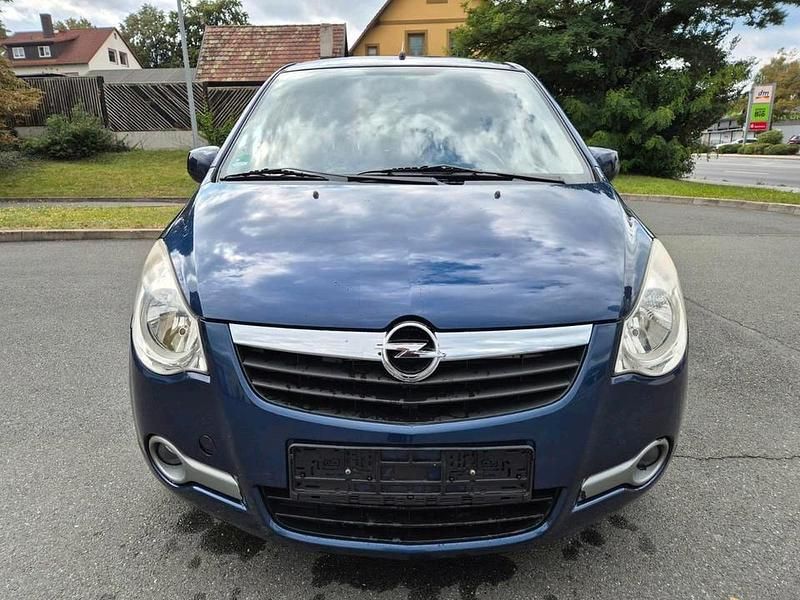 Gebraucht Opel Agila 65 PS (47 kW) 2008 Blau Kleinwagen