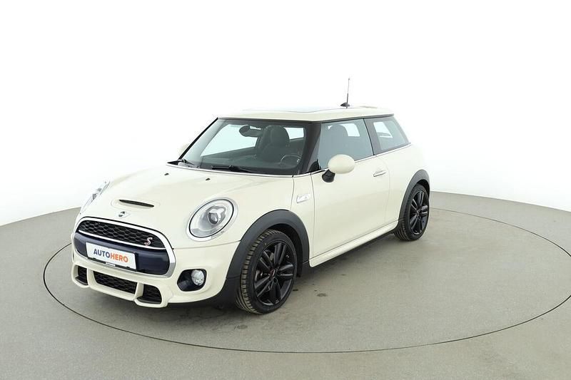Gebraucht Mini Cooper S 192 PS (141 kW) 2015 Weiß Kleinwagen