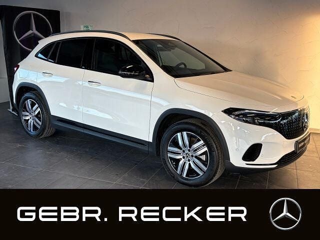 Gebraucht Mercedes EQA300 Advanced 167 kW (228 PS) 2024 Unilack polarweiß SUV