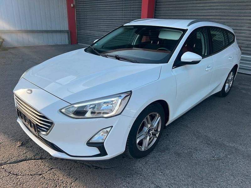 Gebraucht Ford Focus Titanium 96 PS (70 kW) 2019 Weiß Kombi