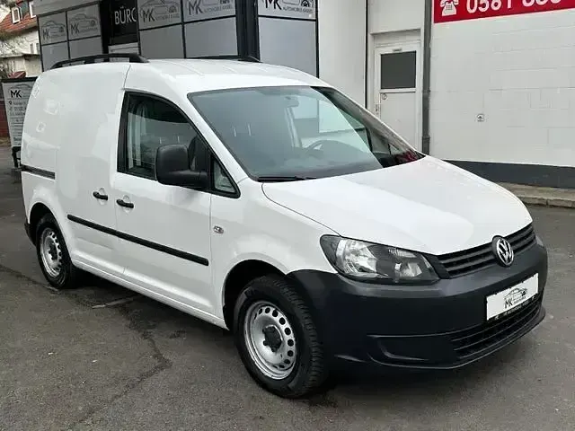 Käytetty VW Caddy 102 HP (75 kW) 2014 Andere Tila-auto