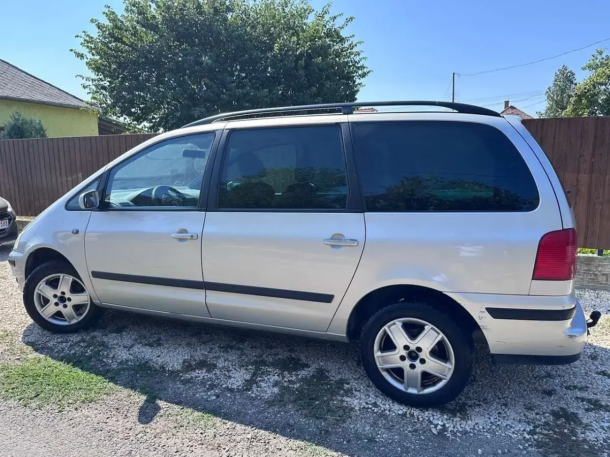 Gebraucht VW Sharan 116 PS (85 kW) 2001 Grau Van / Kleinbus