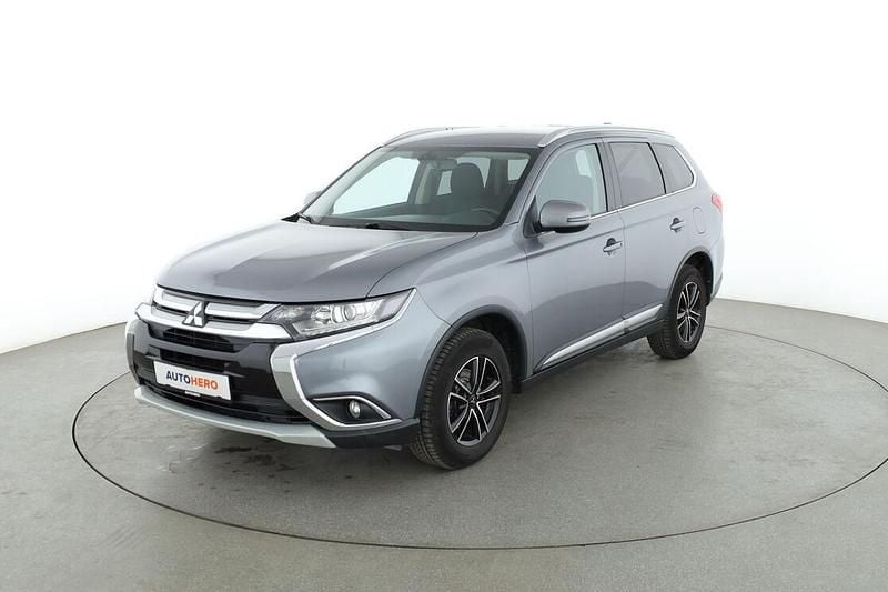 Grau Gebraucht 2017 Mitsubishi Outlander Edition SUV | 15.450 € (Fairer Preis) - Bild 1/3