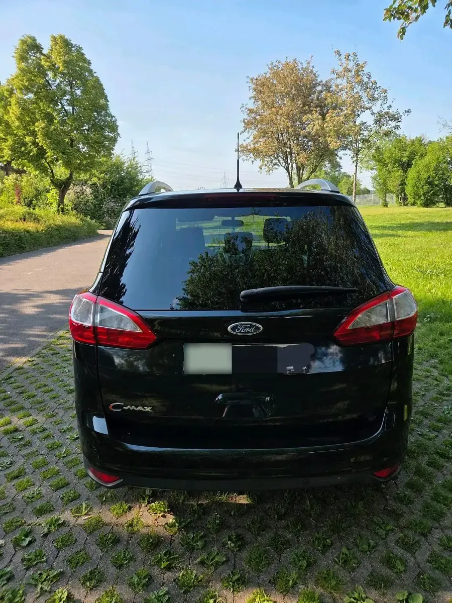 Gebraucht Ford Grand C-Max 140 PS (102 kW) 2012 Schwarz Van / Kleinbus