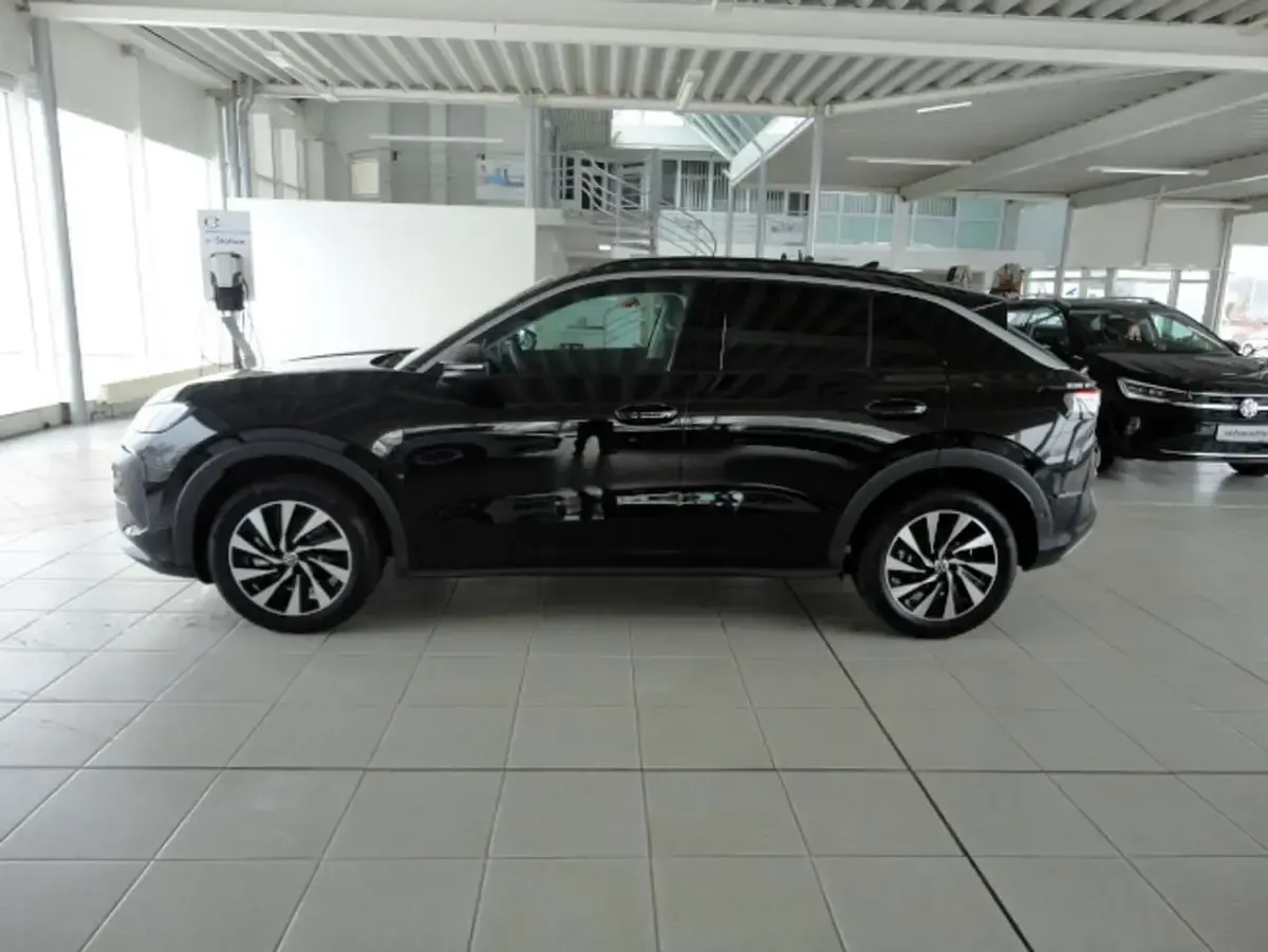 Gebraucht VW T-Roc Life 116 PS (85 kW) 2026 Grenadillschwarz metallic SUV