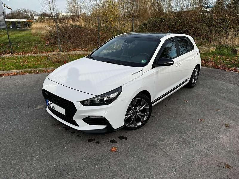 Gebraucht Hyundai i30 N Line 140 PS (102 kW) 2018 Weiß Kleinwagen