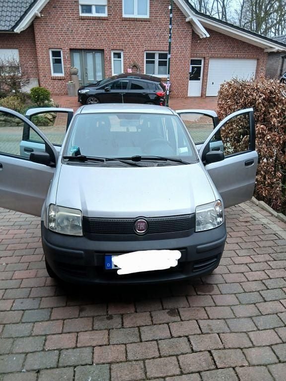 Gebraucht Fiat Panda 54 PS (39 kW) 2009 Silber Kleinwagen